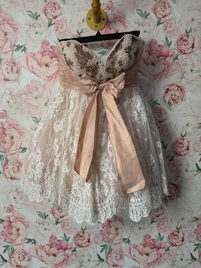 2009 Prom Dresses for Sale up to 90% Off: Poshmark